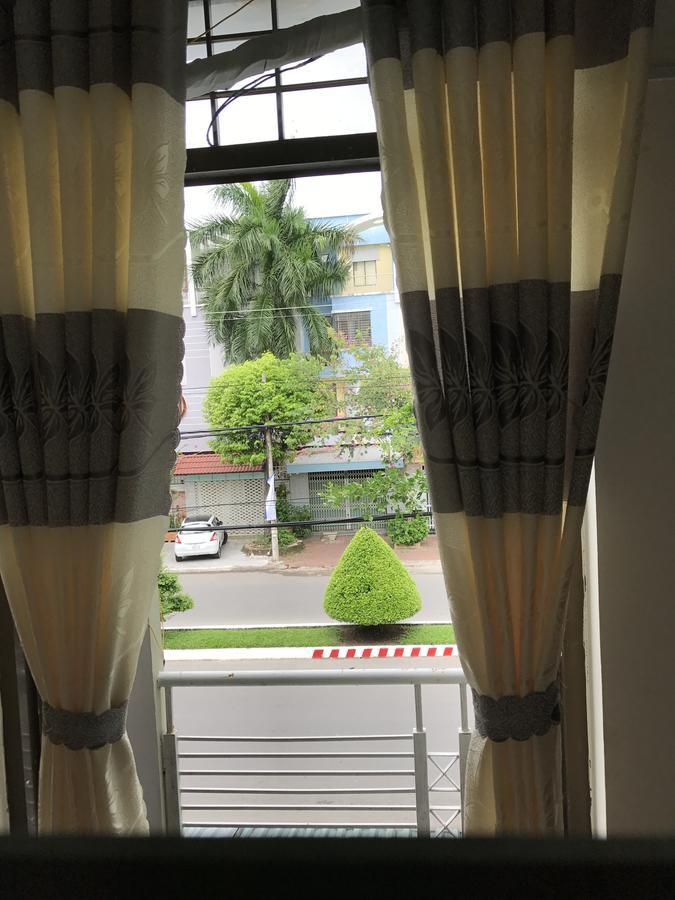 Bui Hostel Rach Gia Bagian luar foto