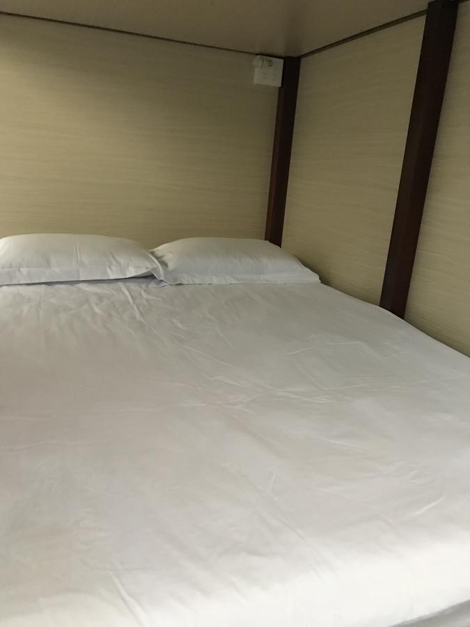 Bui Hostel Rach Gia Bagian luar foto