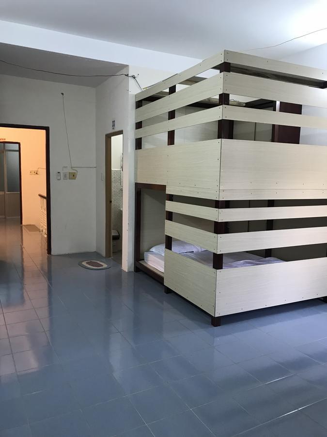 Bui Hostel Rach Gia Bagian luar foto