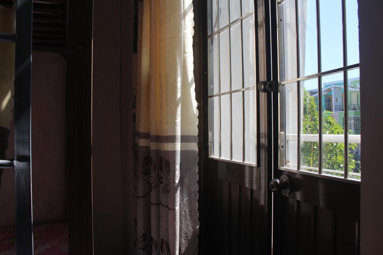 Bui Hostel Rach Gia Bagian luar foto